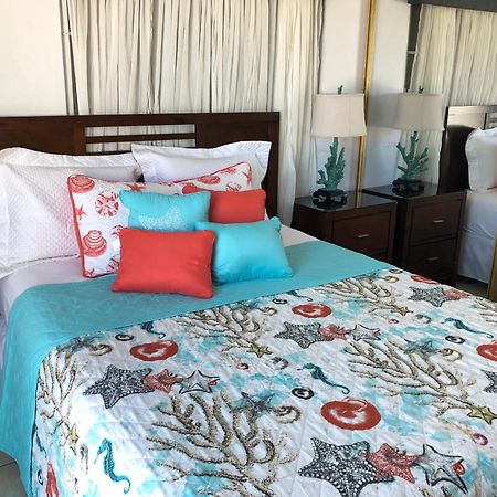 Pinones The Beach Guesthouse מראה חיצוני תמונה
