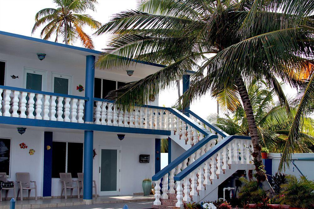 Pinones The Beach Guesthouse מראה חיצוני תמונה
