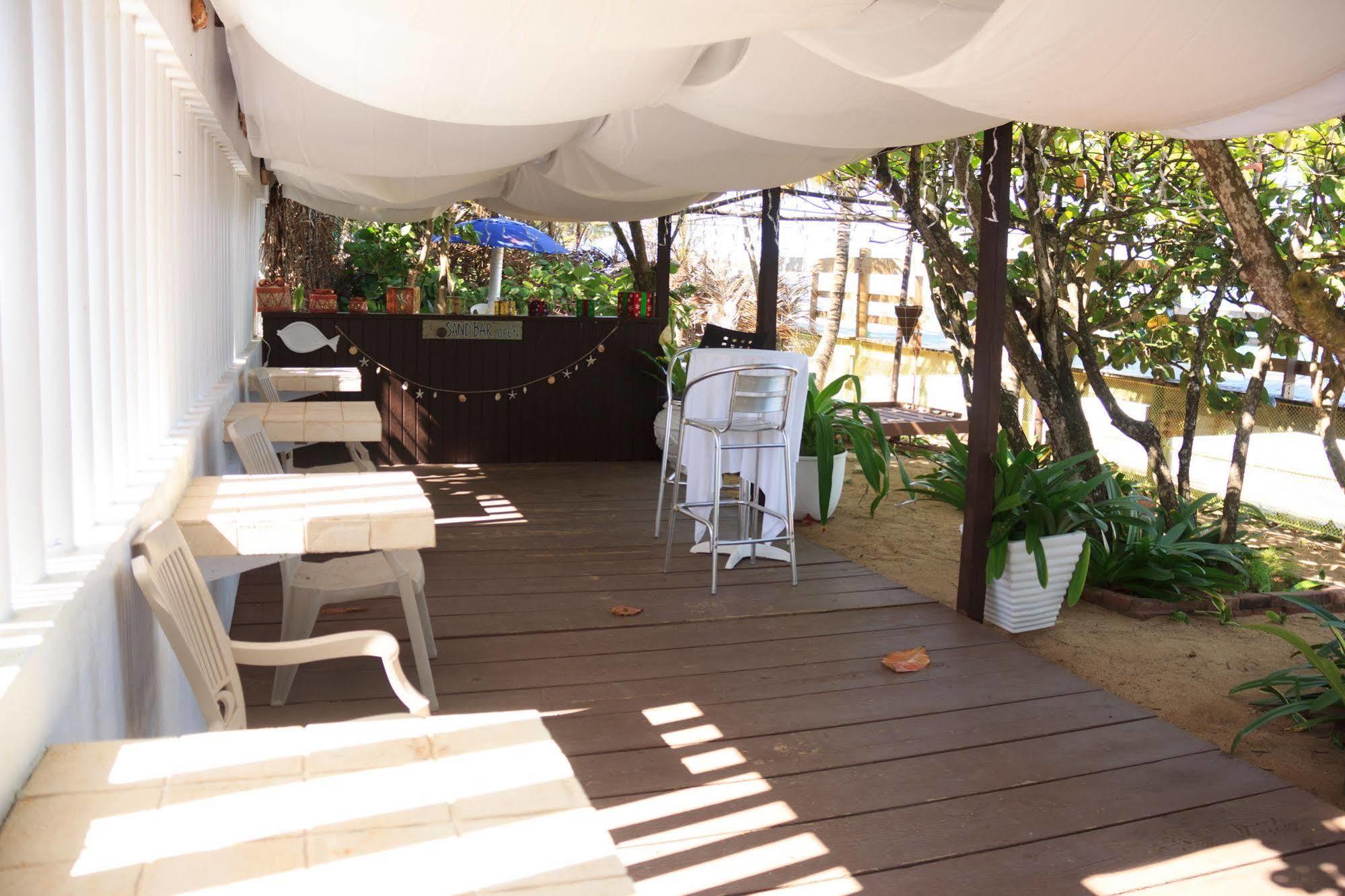 Pinones The Beach Guesthouse מראה חיצוני תמונה