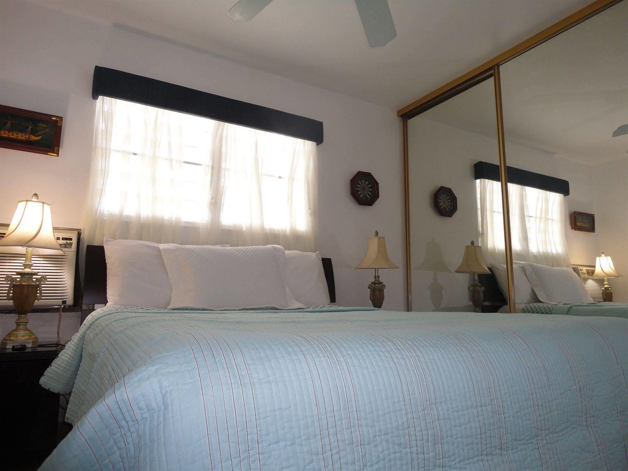 Pinones The Beach Guesthouse מראה חיצוני תמונה