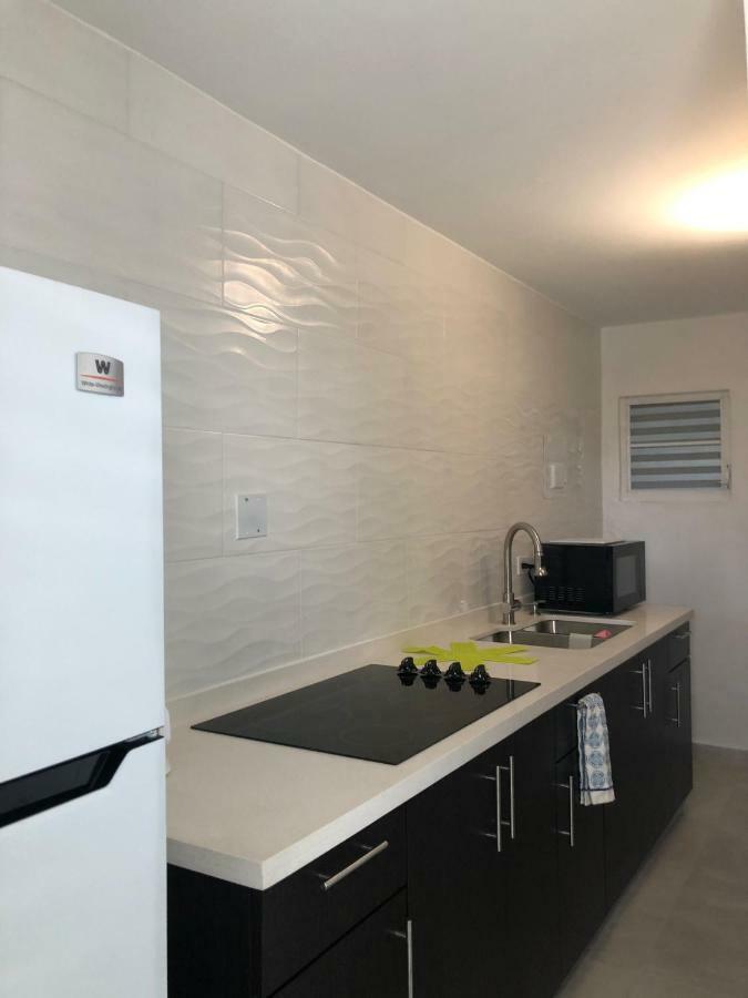 Pinones The Beach Guesthouse מראה חיצוני תמונה