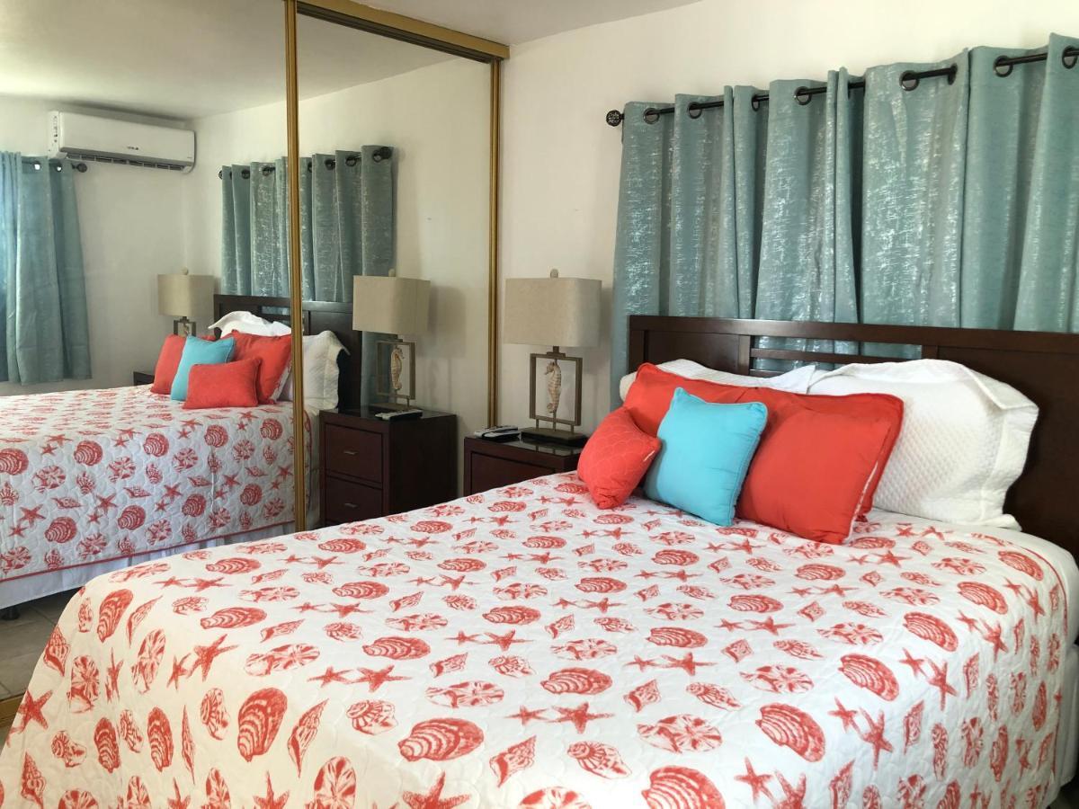 Pinones The Beach Guesthouse מראה חיצוני תמונה